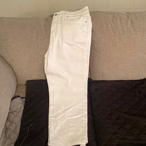 Chico crops, never worn, 16